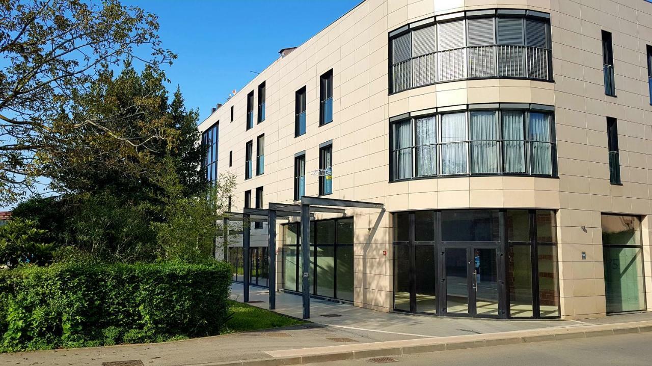Apartman Leon Umag Eksteriør bilde